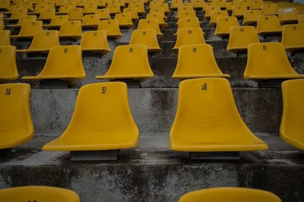 Stands & Seating