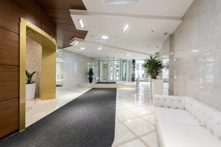 Lobby & Reception
