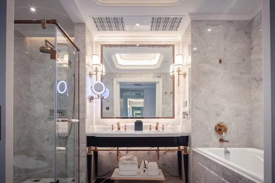 Restrooms & Bathrooms